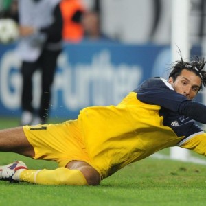 爱游戏下载-切尔西女足球员身体状态监测，切尔西女足夺冠