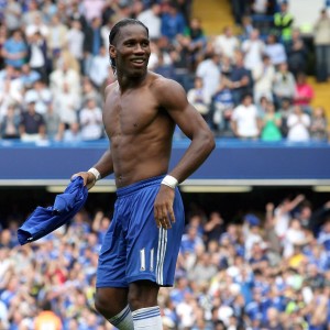 爱游戏-佛罗伦萨新援助攻建功，帮助球队逆转比分，佛罗伦萨球队赞助商